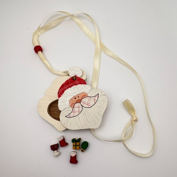 Vintage Santa Claus Wooden Necklace With Sliding Lid & Hidden Mini Gifts Inside - Picture 9 of 9